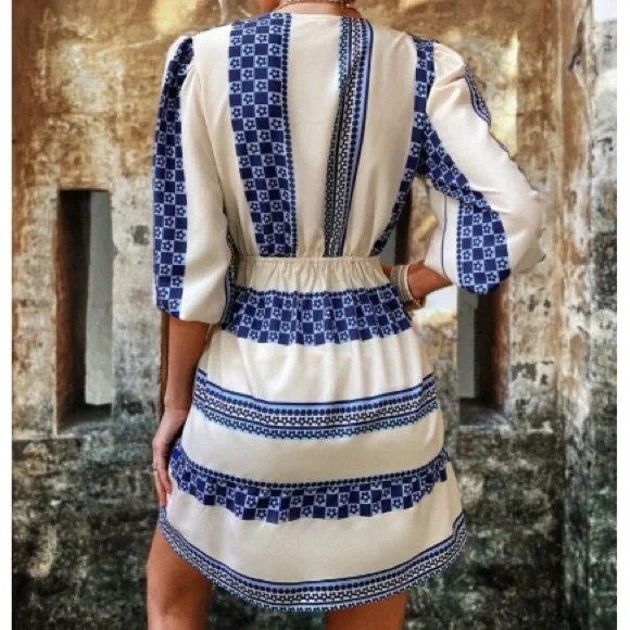 Boho blue cream floral print ruffle knot front mini dress - Picture 3 of 5